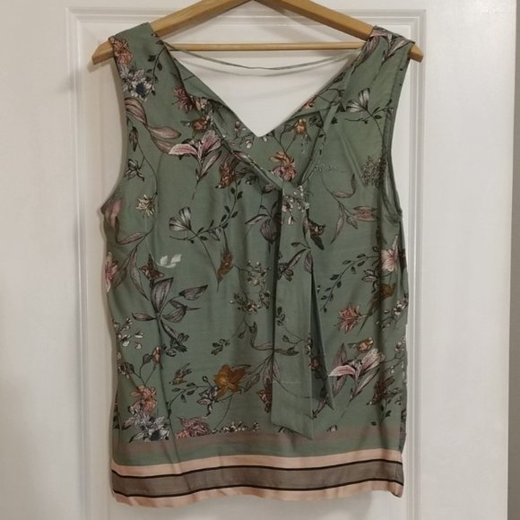 Lily Blake Birds and Flowers Bamboo Tie Up Top - Picture 3 of 11